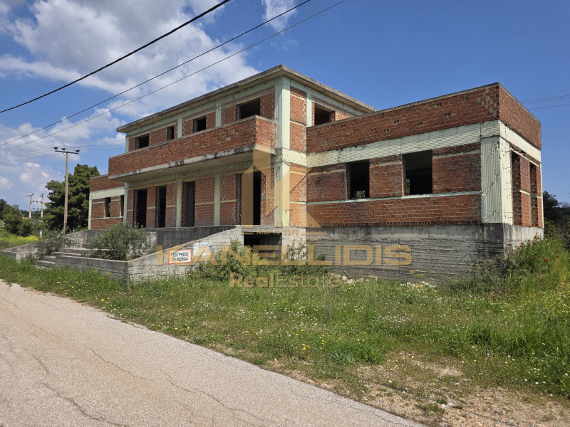 property-img
